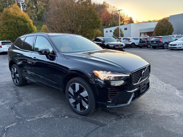 Used 2024 Volvo XC60 T8 Ultimate w/ Protection Package Premier AWD/4WD image 21