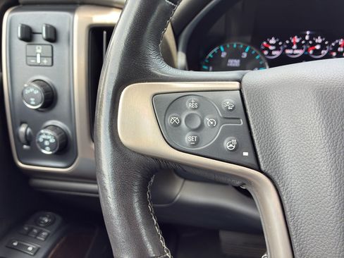 Used 2018 GMC Sierra 2500 Denali w/ Duramax Plus Package AWD/4WD image 31