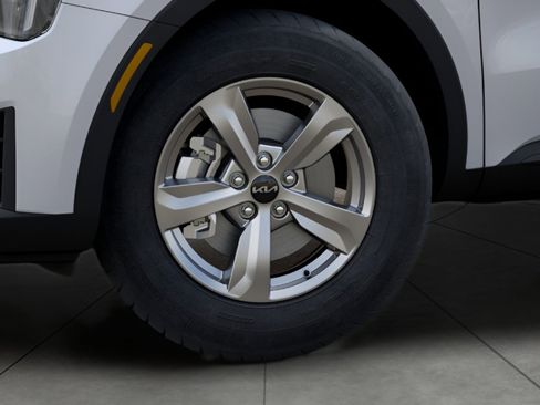 New 2026 Kia Sorento LX image 9