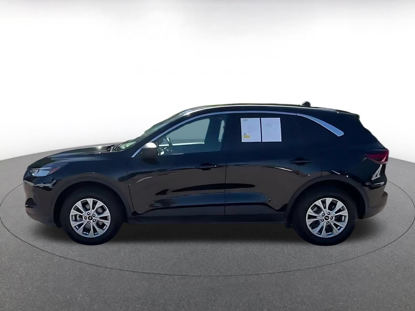 Used 2024 Ford Escape Active AWD/4WD image 8