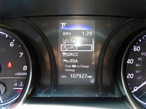 Used 2021 Toyota Camry SE image 22