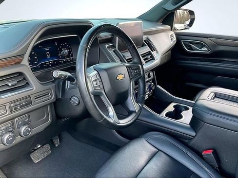 Used 2023 Chevrolet Tahoe LT w/ Luxury Package image 17