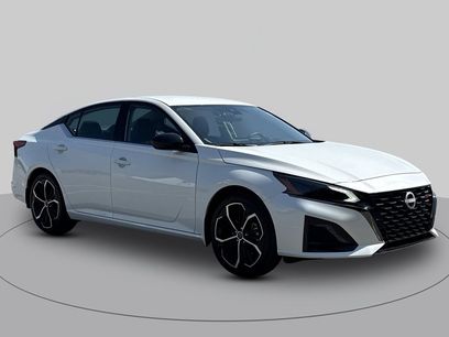 Used 2025 Nissan Altima 2.5 SR