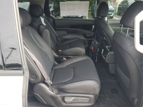 New 2026 Kia Carnival SX Prestige image 12