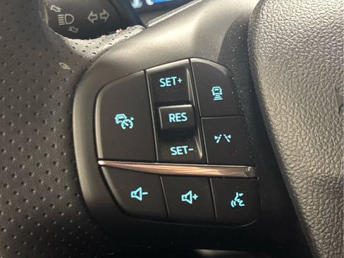 New 2025 Ford Escape ST-Line Elite image 18