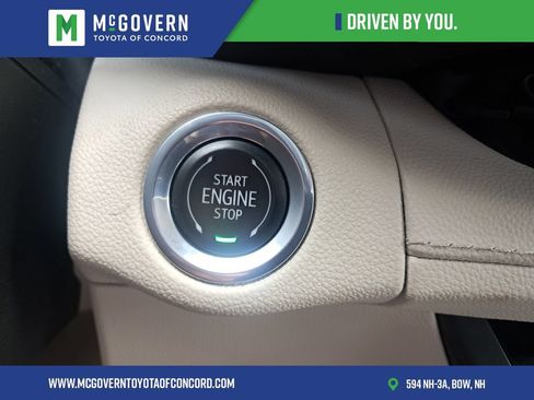 Used 2021 Buick Envision Preferred AWD/4WD image 18