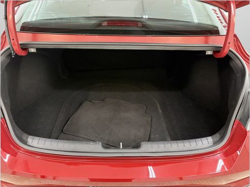 Used 2023 Hyundai Elantra SEL w/ Convenience Package image 8