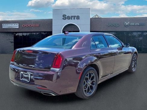 Used 2021 Chrysler 300 Touring L w/ Popular Equipment Group AWD/4WD image 6