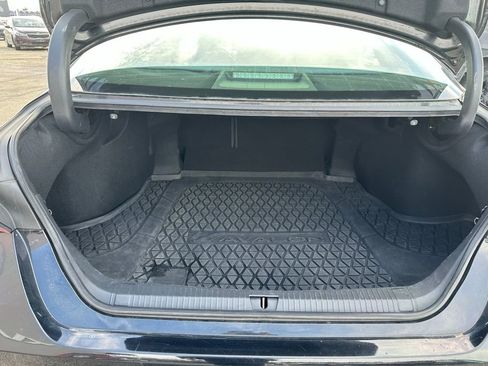 Used 2022 Toyota Avalon Touring image 28