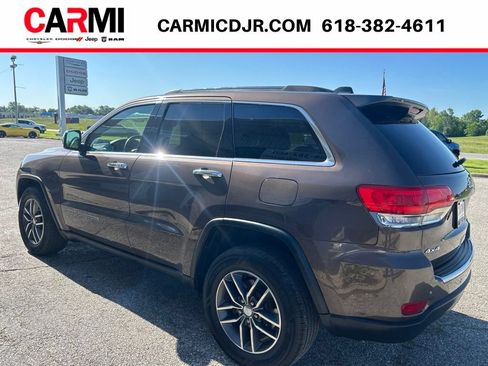 Used 2017 Jeep Grand Cherokee Limited w/ Luxury Group II AWD/4WD image 4
