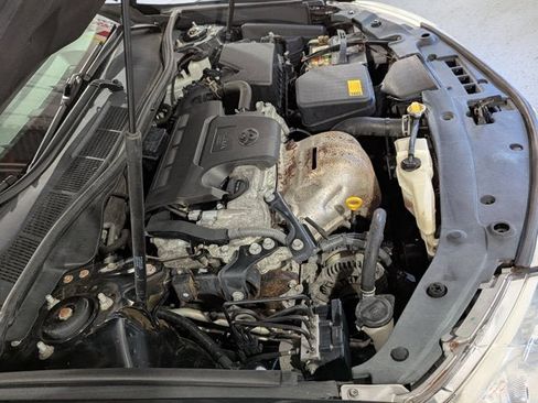 Used 2012 Toyota Camry XLE image 43