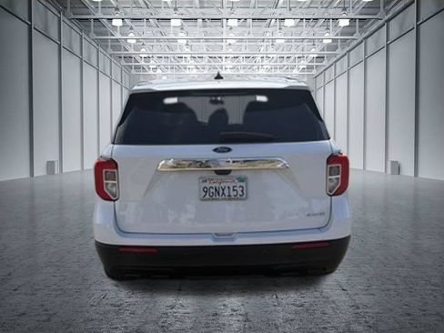 Used 2023 Ford Explorer 4WD image 4