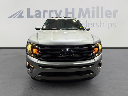 Used 2019 Ford Expedition Max Limited image 8