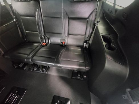 Certified 2025 GMC Yukon XL Denali image 26