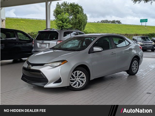 Used 2017 Toyota Corolla LE FWD image 1