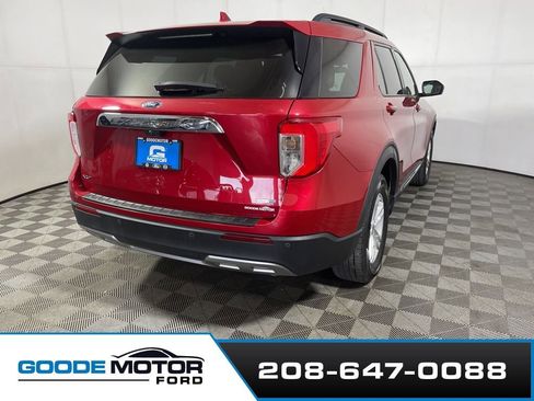 Used 2020 Ford Explorer XLT w/ Equipment Group 202A image 7