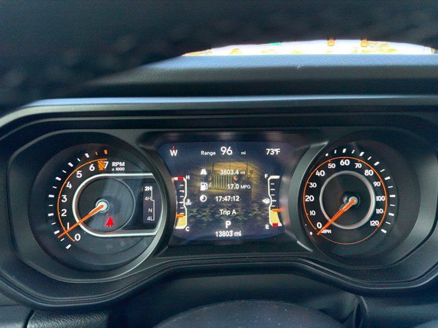 Used 2025 Jeep Gladiator Sport AWD/4WD image 14