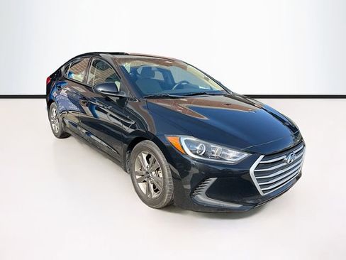 Used 2018 Hyundai Elantra SEL image 3