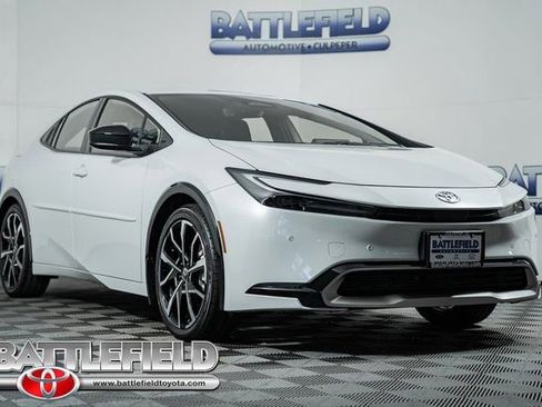 New 2026 Toyota Prius Plug-In Hybrid FWD image 1