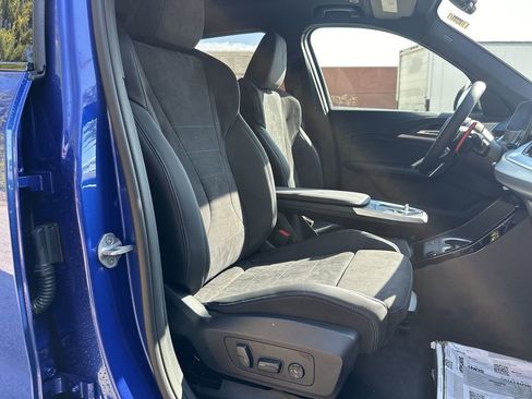 Used 2025 BMW X1 M35i w/ Premium Package image 35