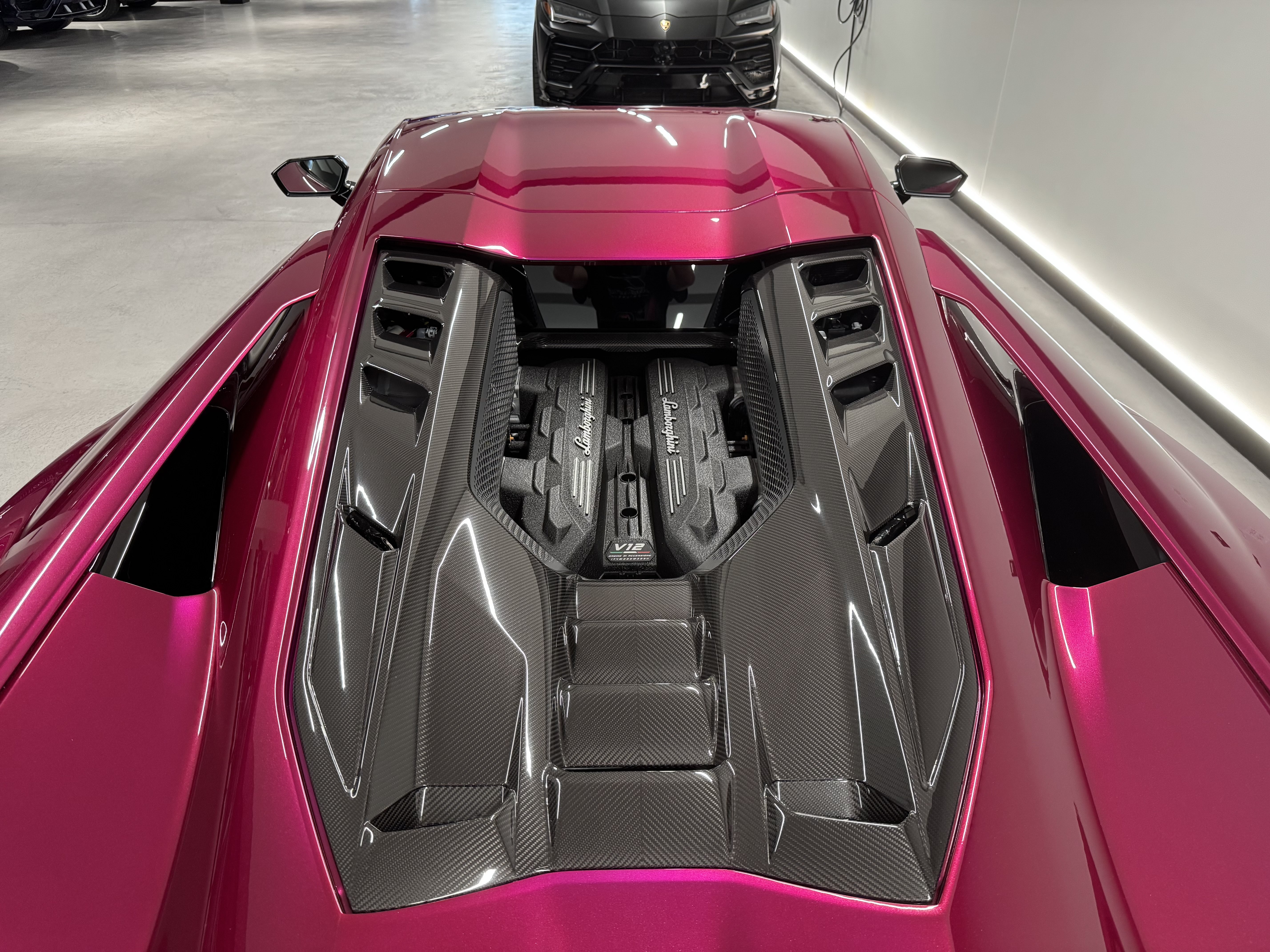 Used 2026 Lamborghini Revuelto AWD/4WD image 4