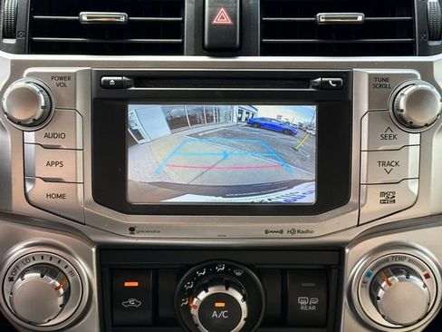 Used 2018 Toyota 4Runner SR5 Premium image 27