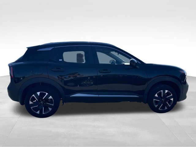 Certified 2025 Nissan Kicks SV w/ SV Premium Package AWD/4WD image 7