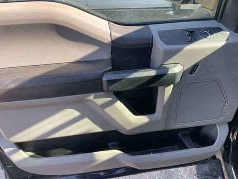 Used 2020 Ford F550 4x4 Regular Cab Super Duty w/ Power Equipment Group image 11