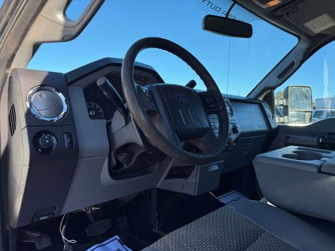 Used 2014 Ford F250 XLT w/ Advanced Security Group image 14
