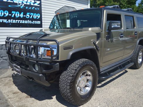 Used 2005 HUMMER H2 w/ Preferred Equipment Group AWD/4WD image 1