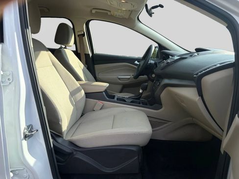 Used 2017 Ford Escape SE FWD image 15