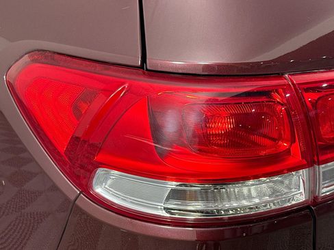 Used 2017 Kia Sorento LX w/ LX Convenience Package image 34