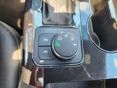 Used 2021 Chevrolet Blazer RS w/ Enhanced Convenience Package AWD/4WD image 28