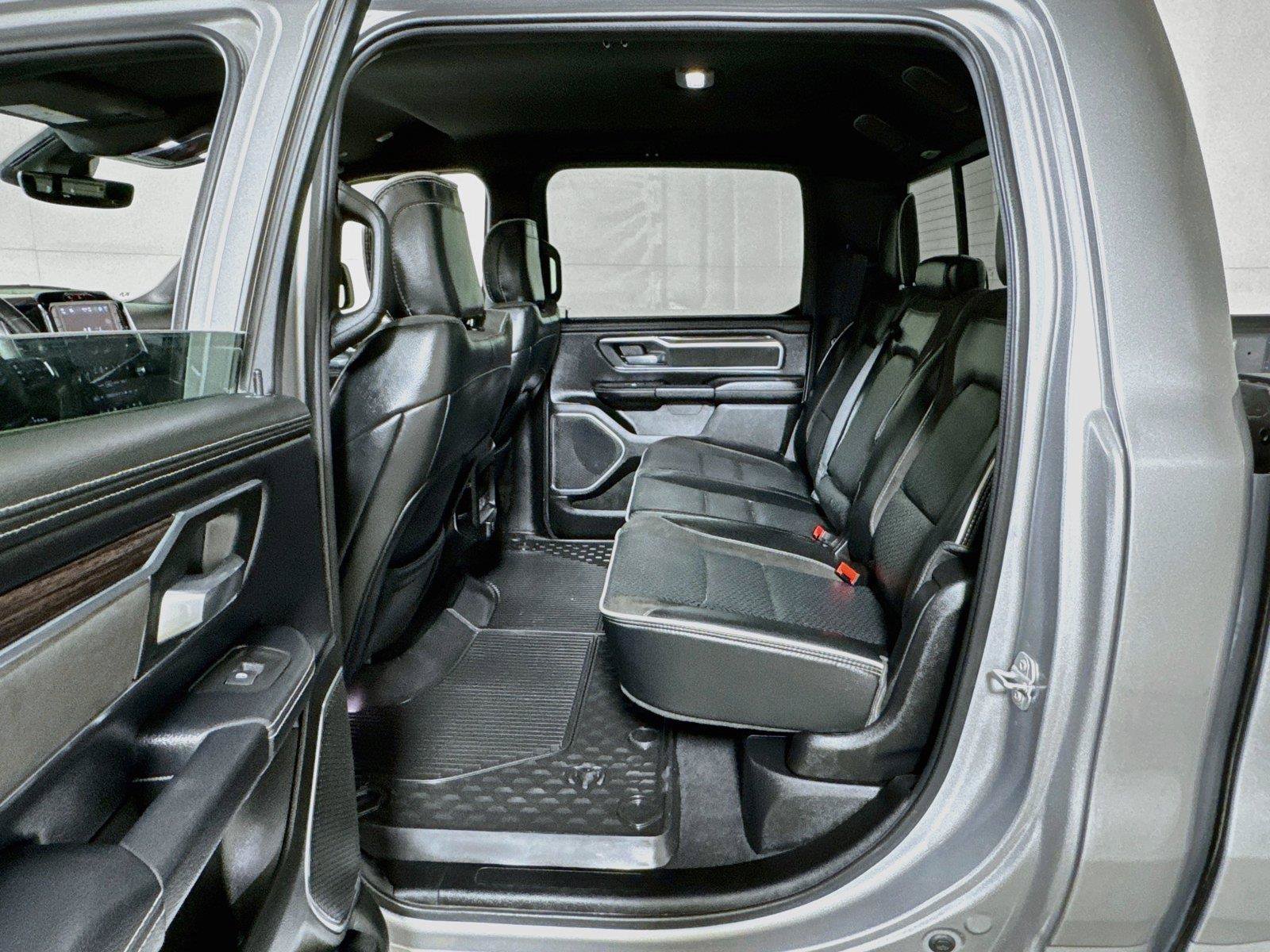 Used 2025 RAM 1500 Laramie AWD/4WD image 22