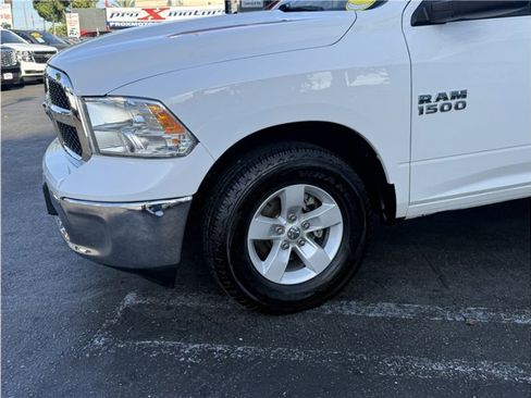 Used 2016 RAM 1500 Classic SLT image 10