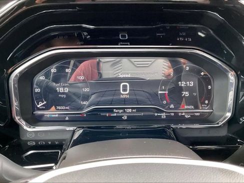 Used 2025 GMC Sierra 1500 Elevation image 10