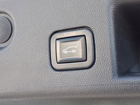 Used 2022 Chevrolet Equinox RS image 27