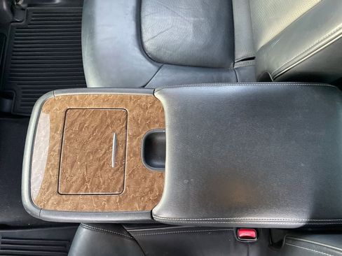 Used 2017 INFINITI QX80 4WD w/ Driver Assistance Package image 13