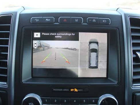 Used 2018 Ford Expedition Max Platinum AWD/4WD image 36