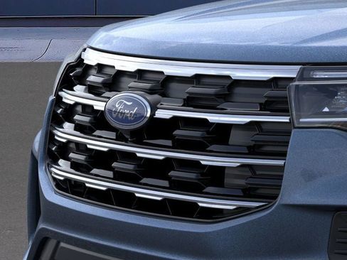 New 2026 Ford Explorer Active RWD image 17