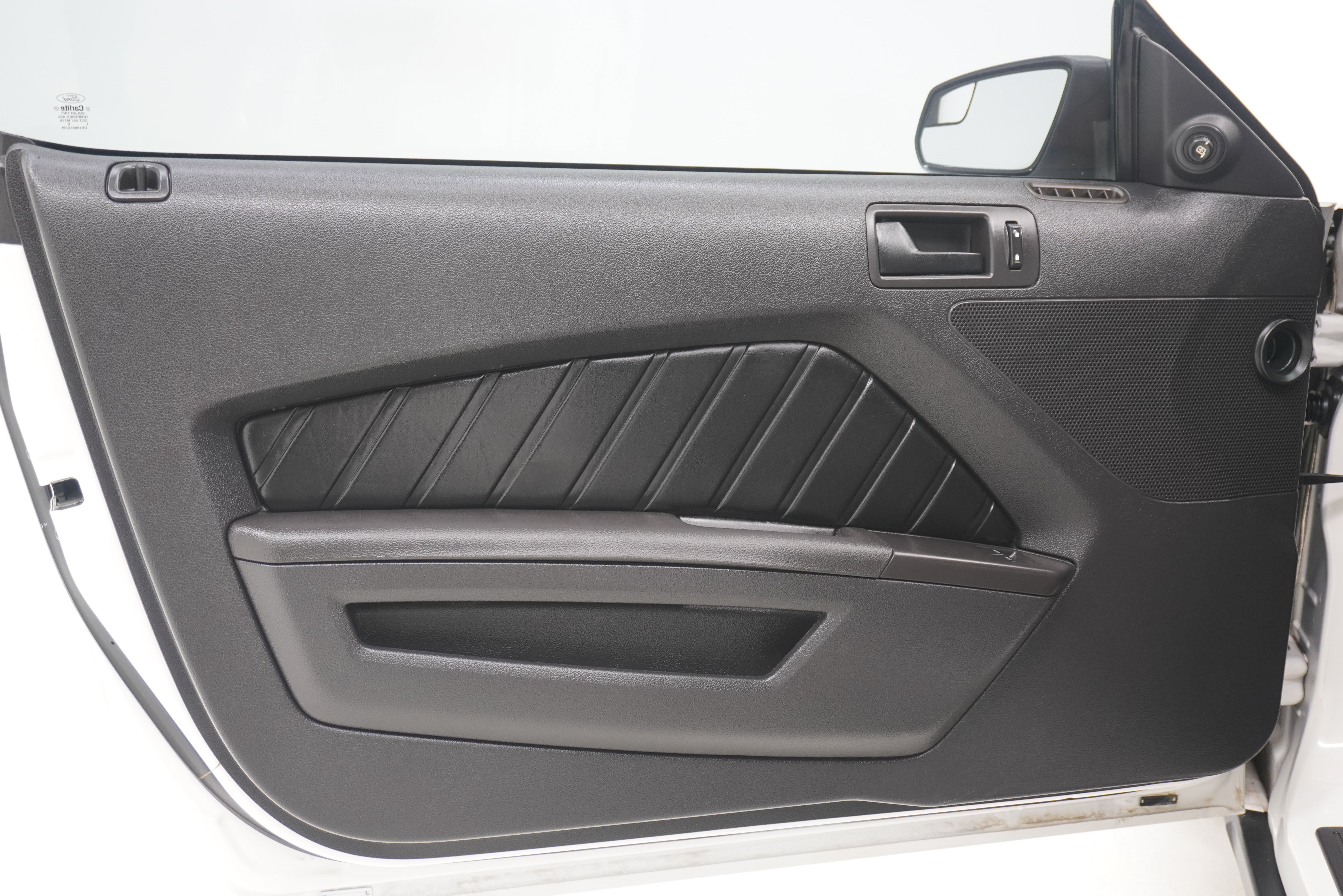 Used 2012 Ford Mustang Coupe RWD image 13