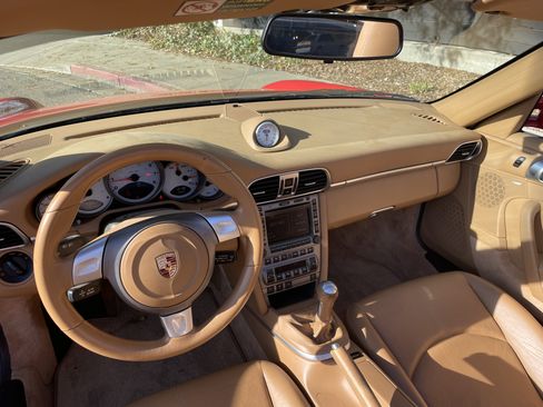 Used 2006 Porsche 911 Carrera S image 4