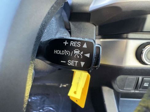 Used 2019 Toyota Tacoma SR5 image 28
