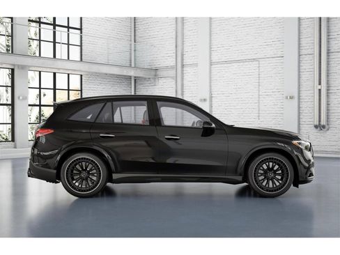 New 2026 Mercedes-Benz GLC 43 AMG 4MATIC image 2