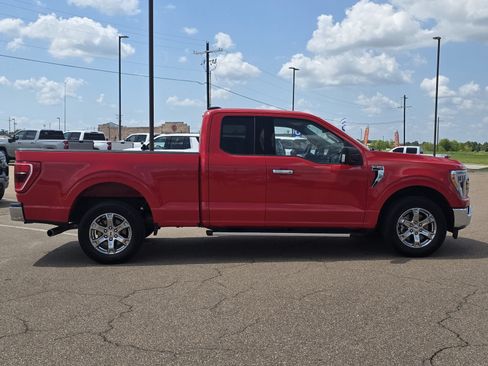 Used 2023 Ford F150 XLT w/ Equipment Group 302A High RWD image 4