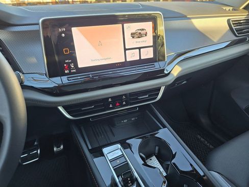 New 2026 Volkswagen Atlas Peak Edition AWD/4WD image 28