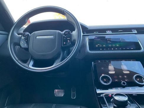 Used 2020 Land Rover Range Rover Velar R-Dynamic S image 18