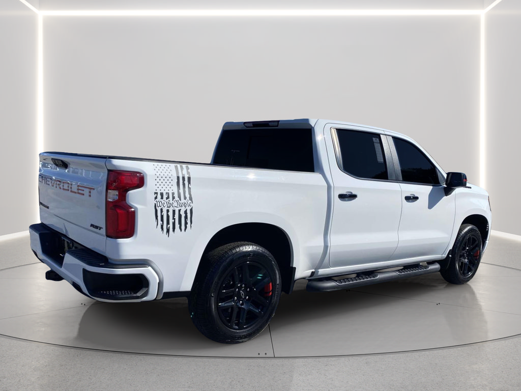 Used 2024 Chevrolet Silverado 1500 RST w/ Redline Edition AWD/4WD image 4