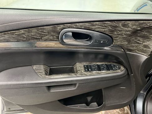 Used 2014 Buick Enclave Leather image 20
