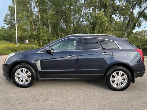 Used 2015 Cadillac SRX Luxury w/ Driver Awareness Package AWD/4WD image 2